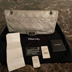 Authentic vintage Chanel reissue classic double flap bag